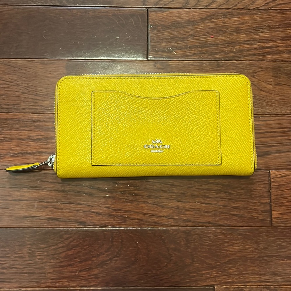 Coach wallet